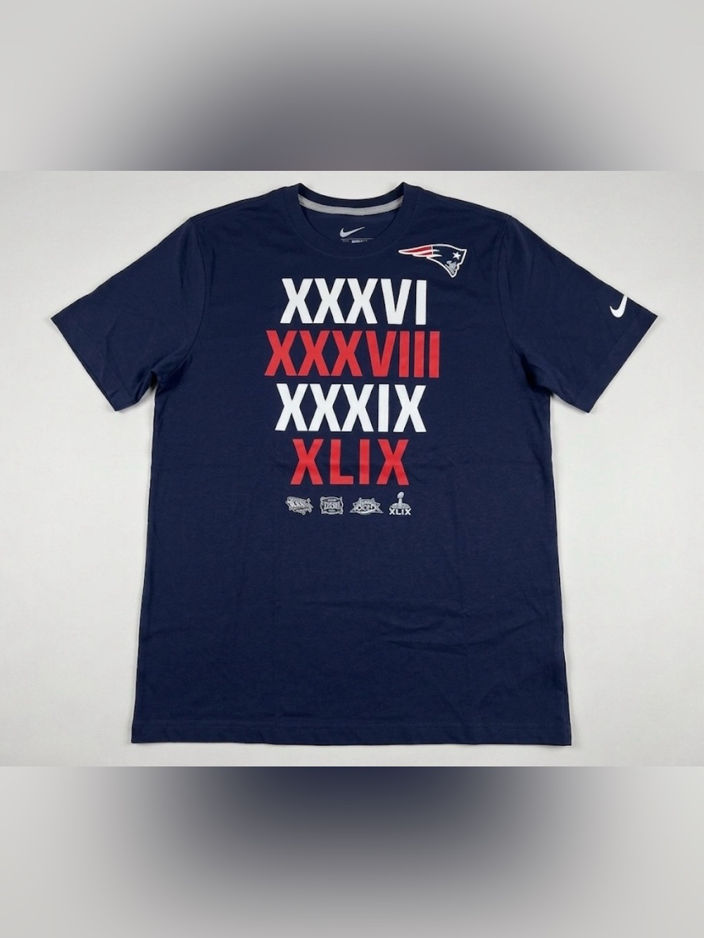 New England Patriots Super Bowl Champions Nike T Shirt Large Navy Blue 4x Champs
